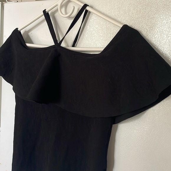 Club Monaco Small Black Off-Shoulder Women's‎ Top Adjustable Halter Straps - Picture 3 of 8